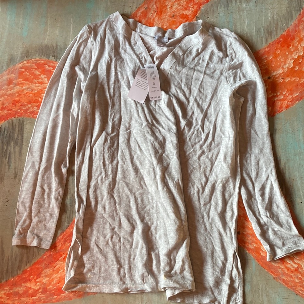 Chicos natural top brand new!